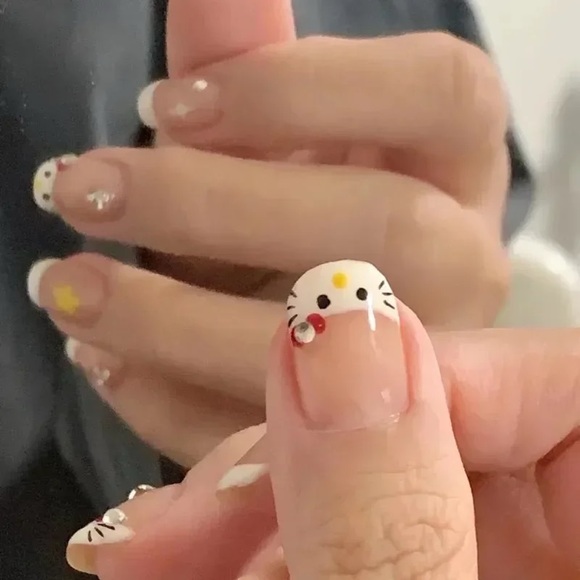 Hello Kitty Other - Hello Kitty Press On Nails